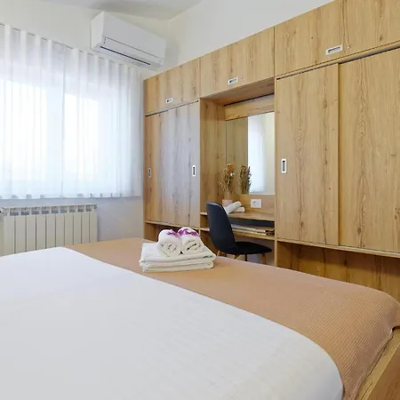 Apartment Sunliving By Rent Istria