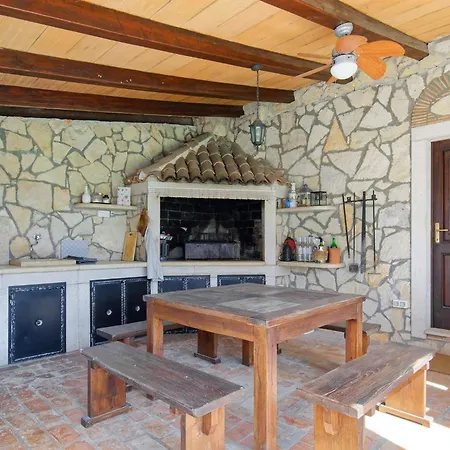 Sunliving By Rent Istria Vilanija